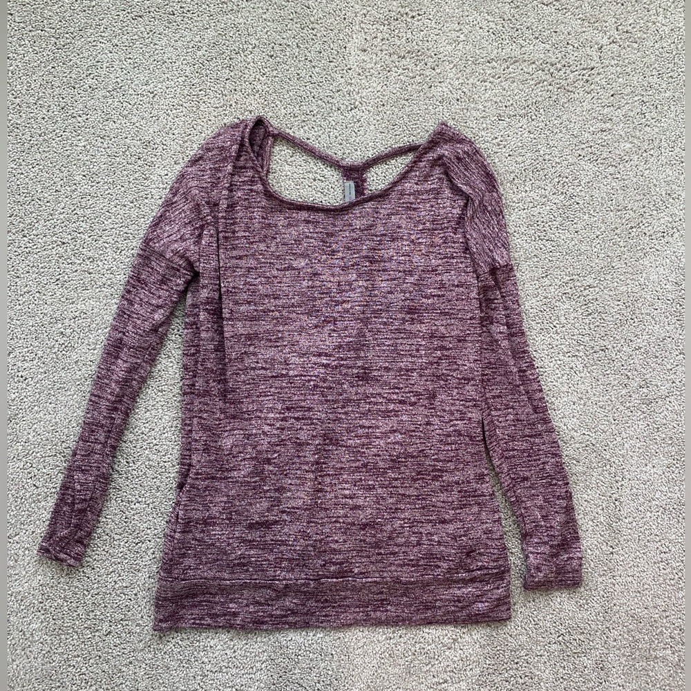 Athleta, relaxed fit top. Great with leggings, runs long.